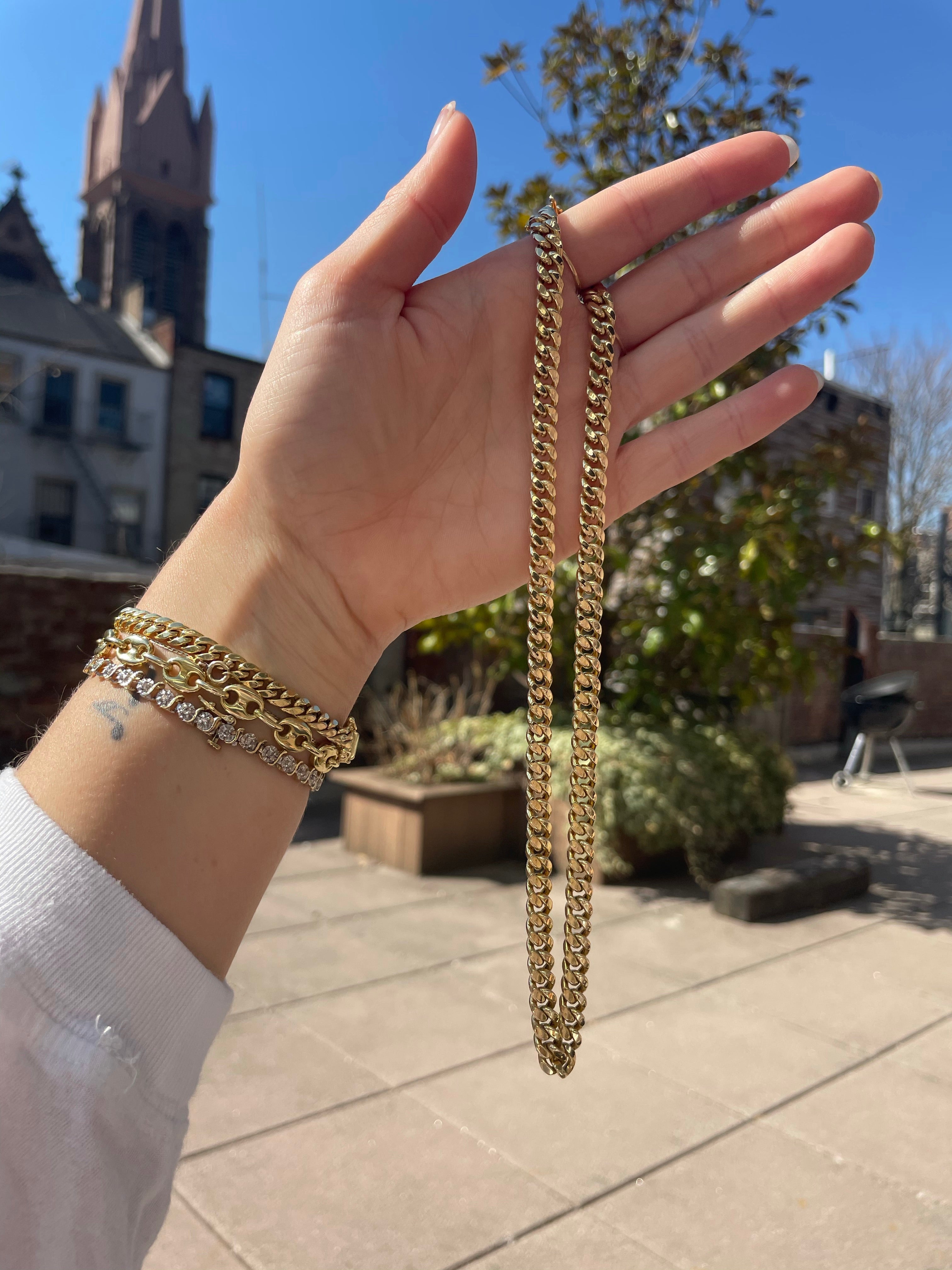 Chunky puffy Miami curb chain choker