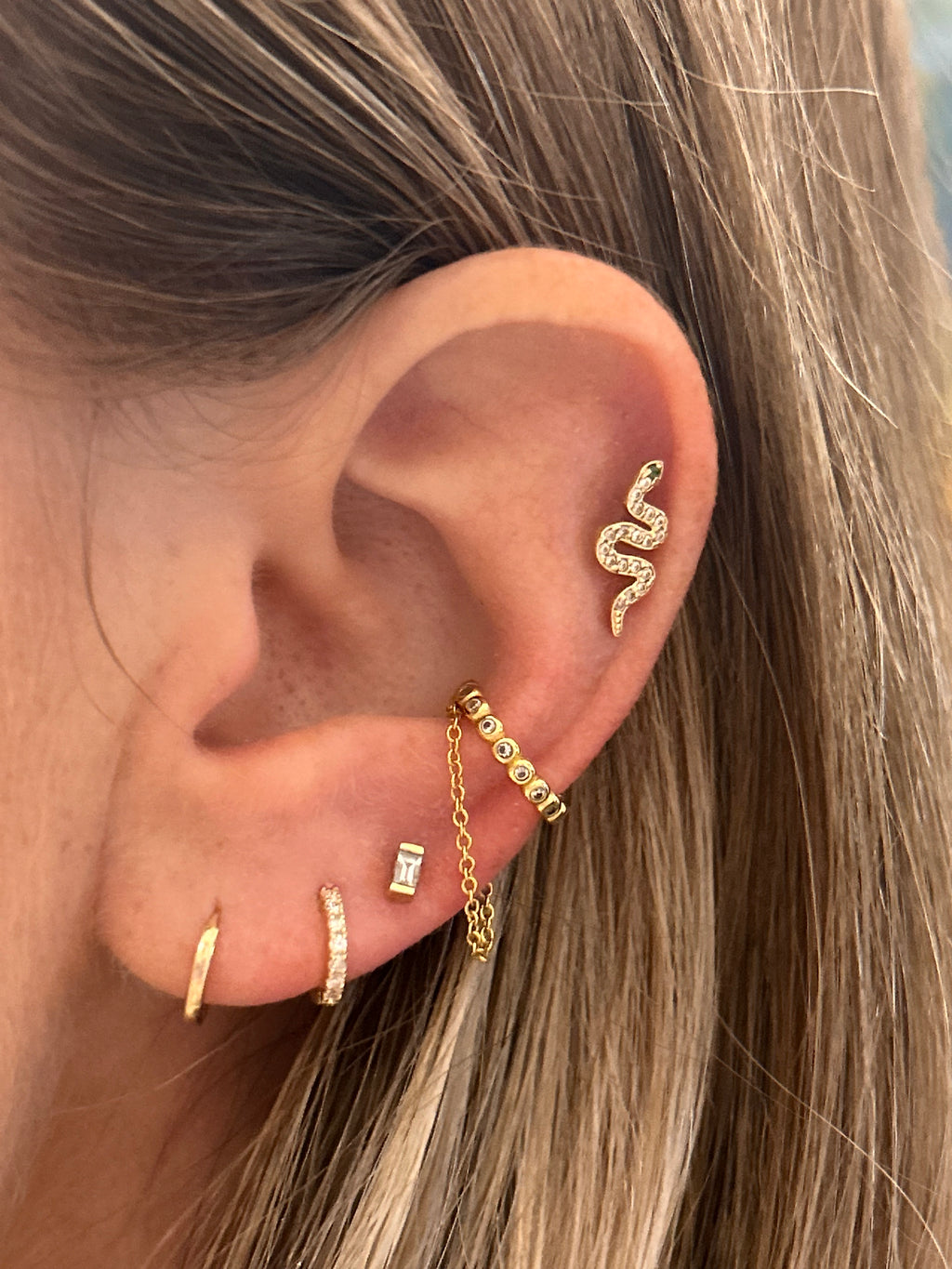 Micro Diamond Single Huggy