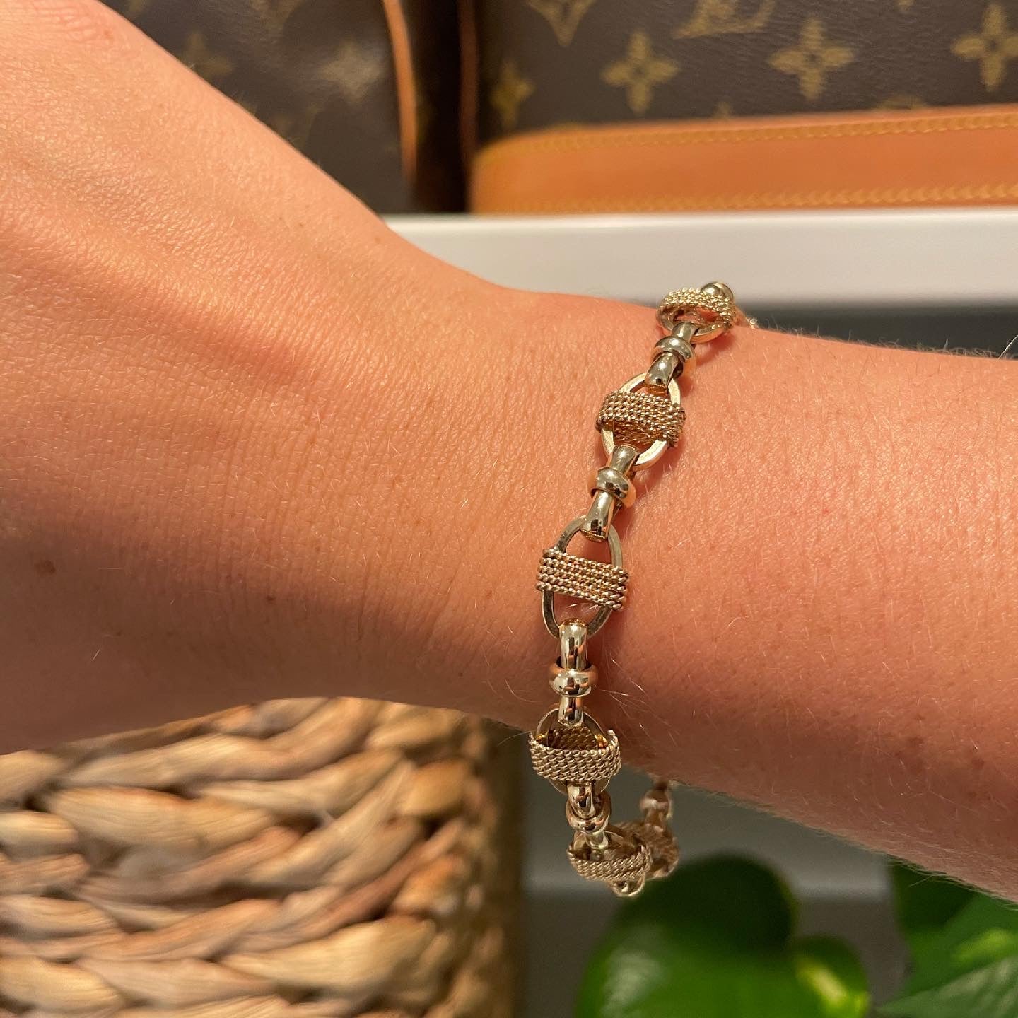 7.5” Vintage solid bracelet