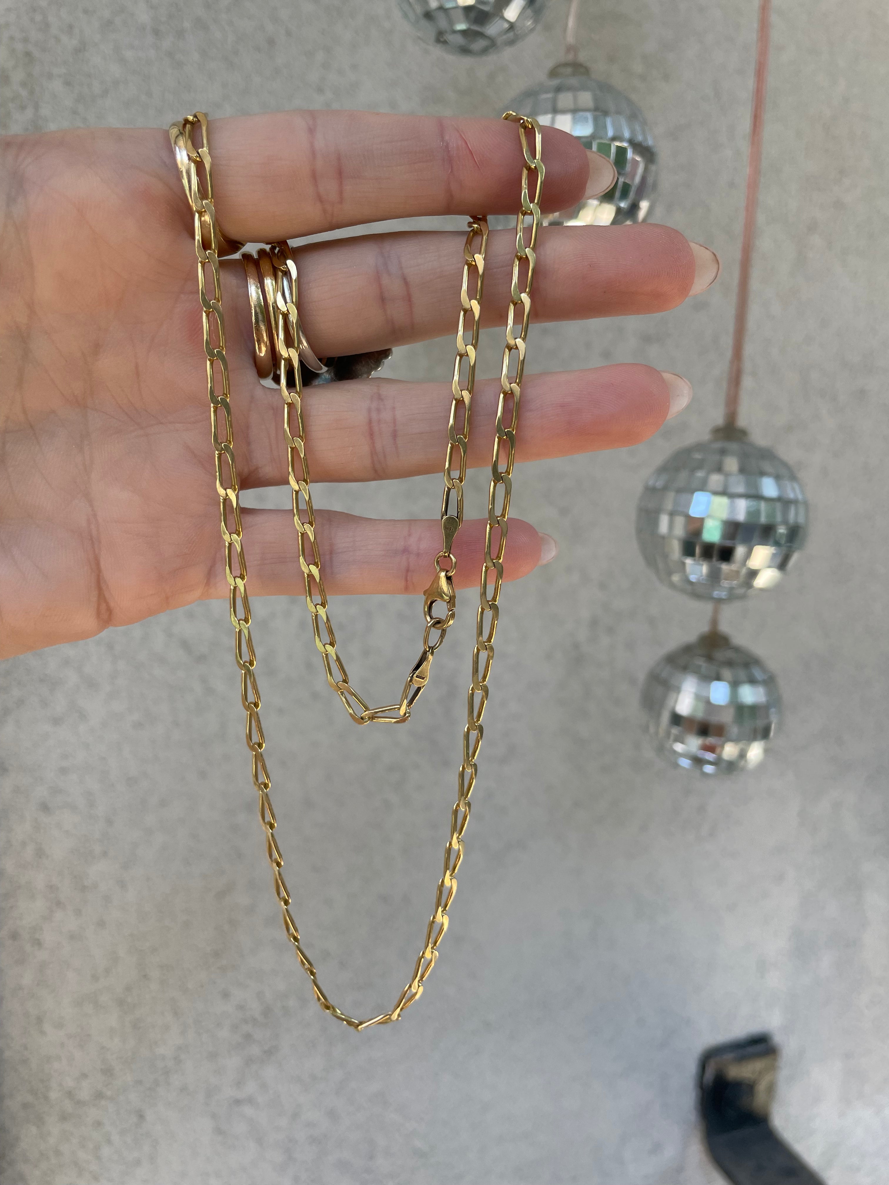 Flat Paperclip Chain
