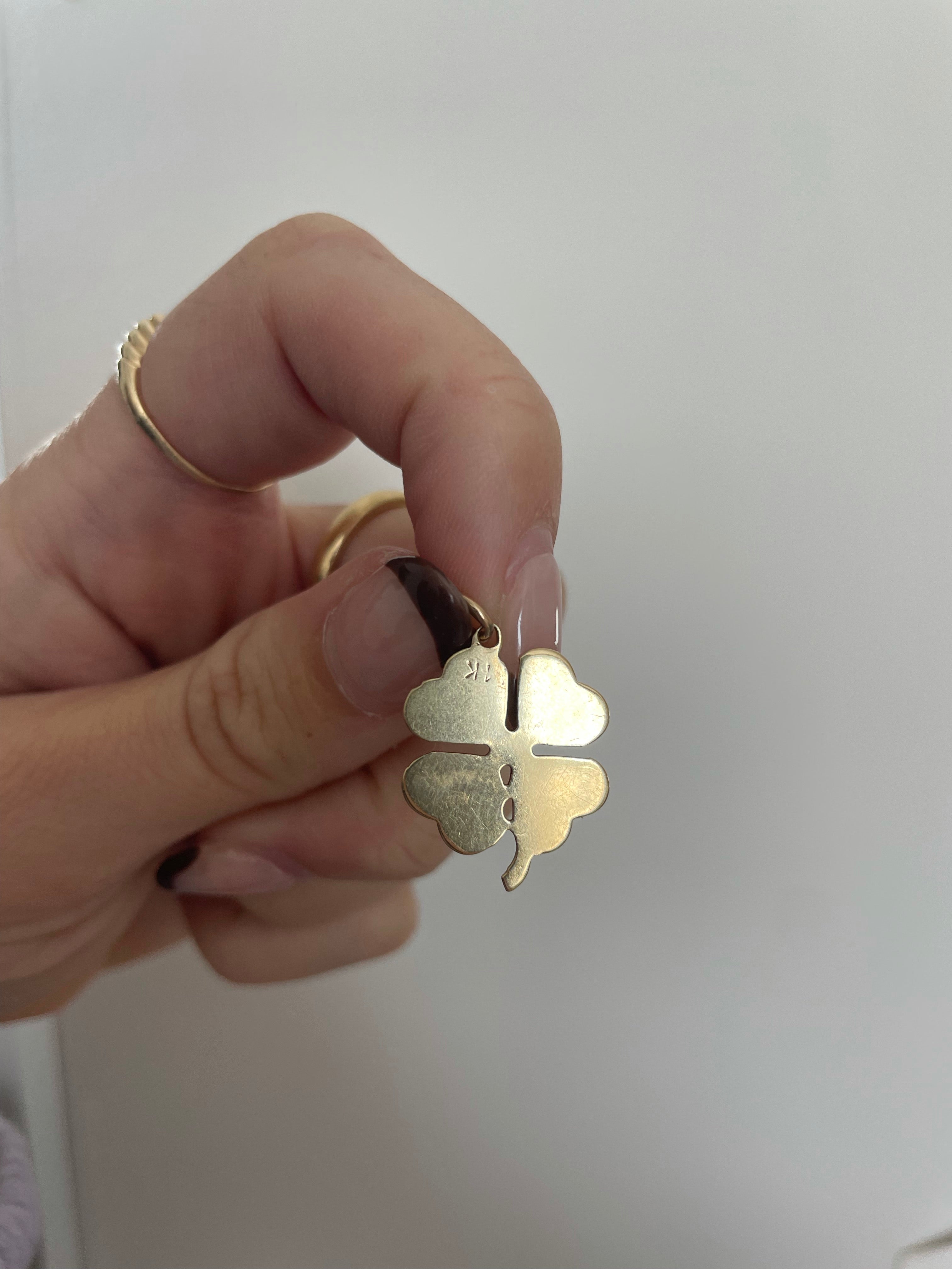 Vintage Engraved Clover