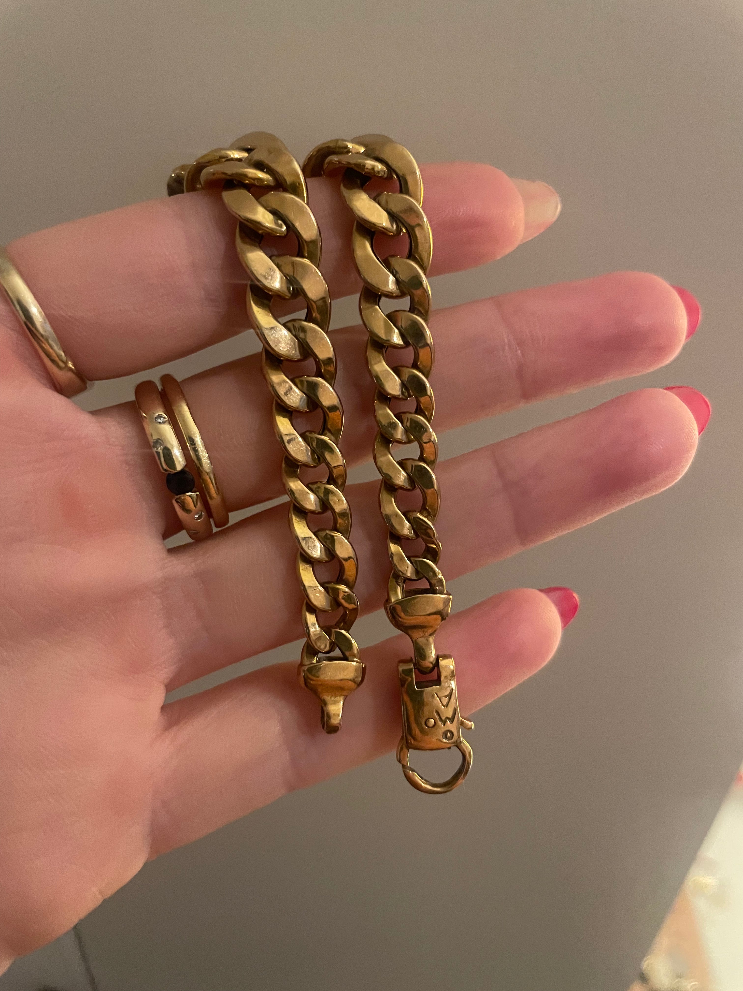 Graduated Curb Bracelet