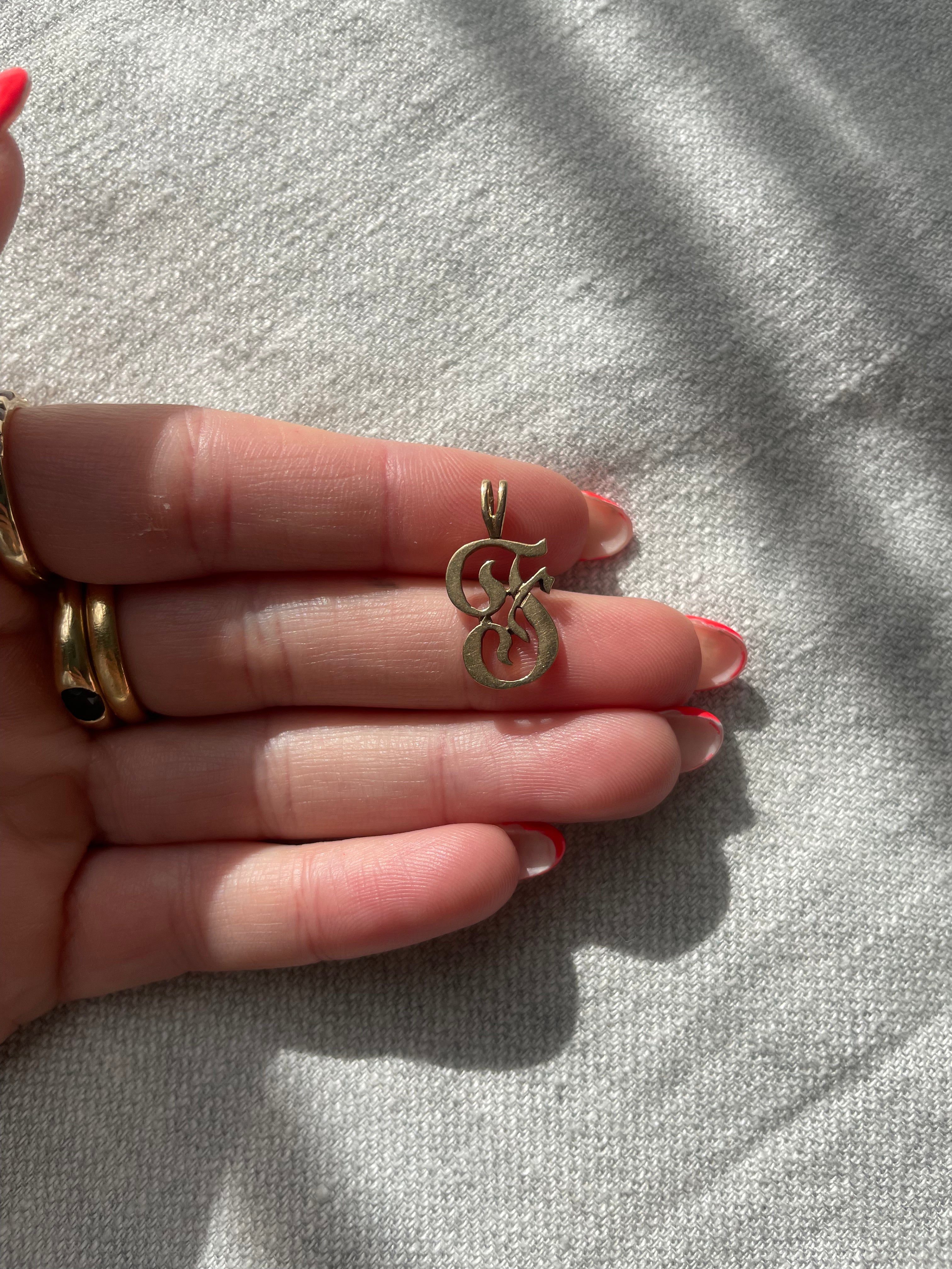 F Charm