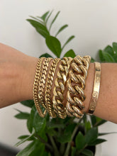 Load image into Gallery viewer, Chunky Curb Bracelet
