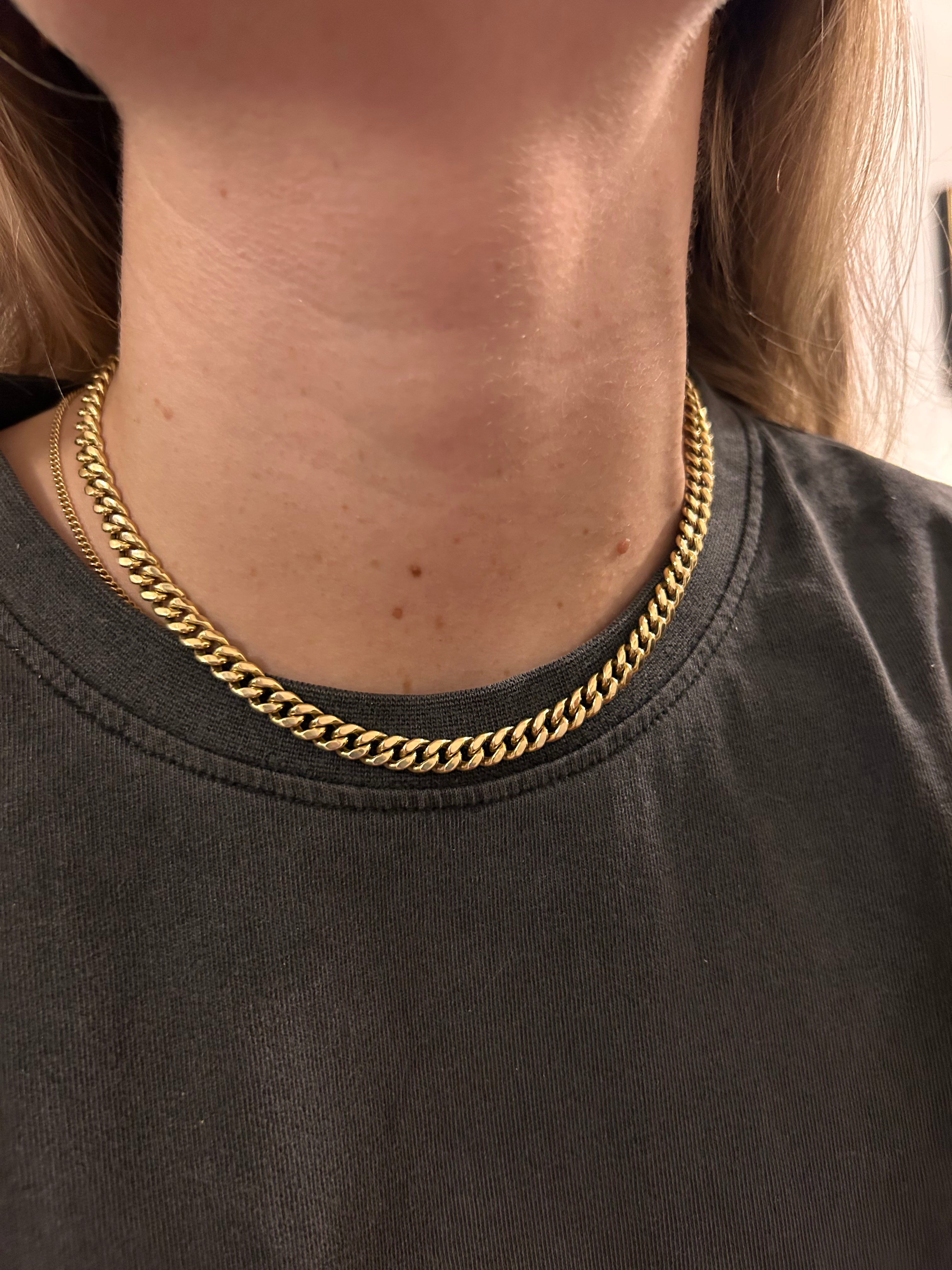 Diamond Clasp Curb
