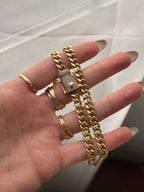 Diamond Clasp Curb