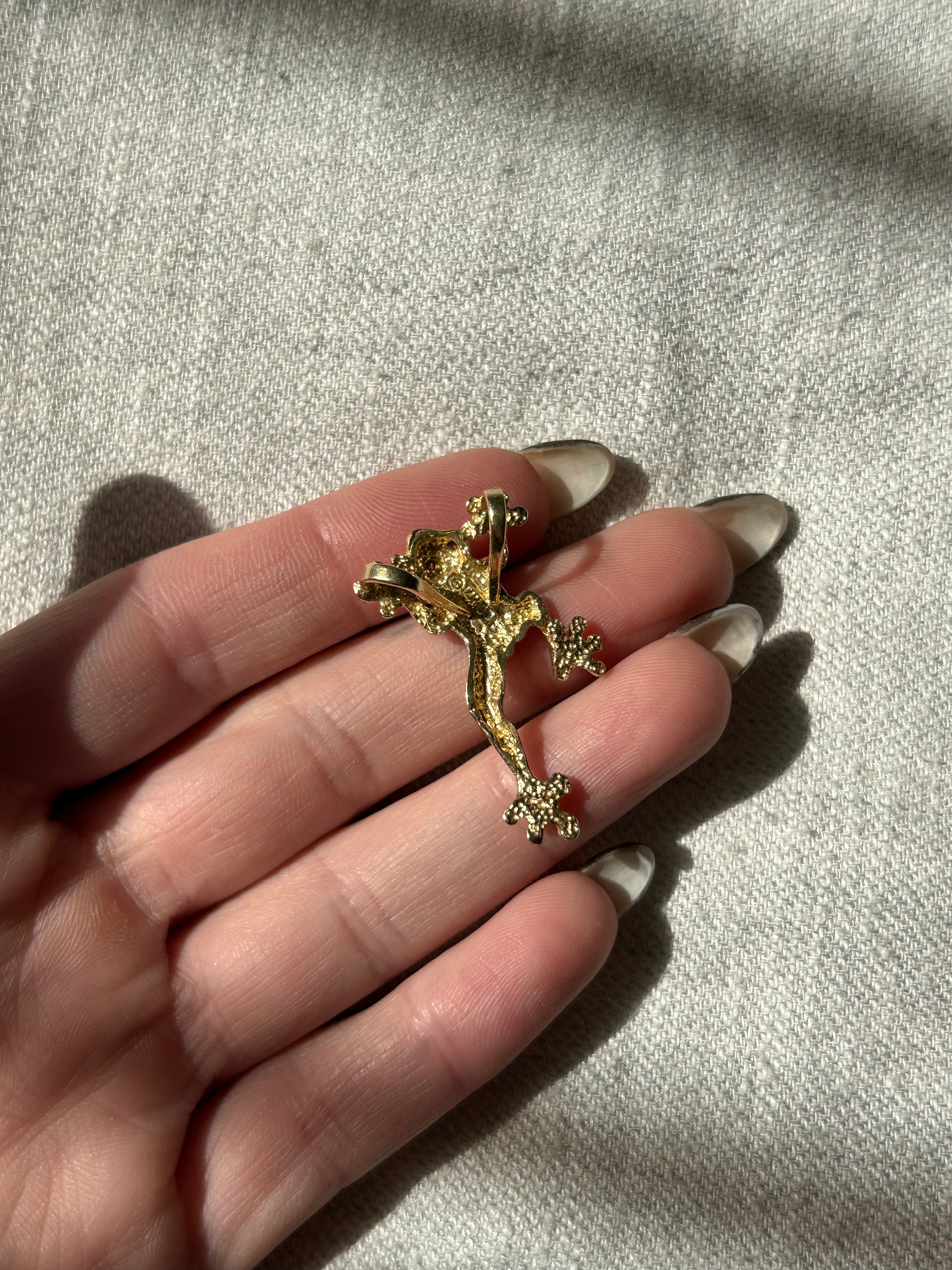 Leaping Frog Charm