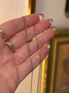Dainty Vintage Curb