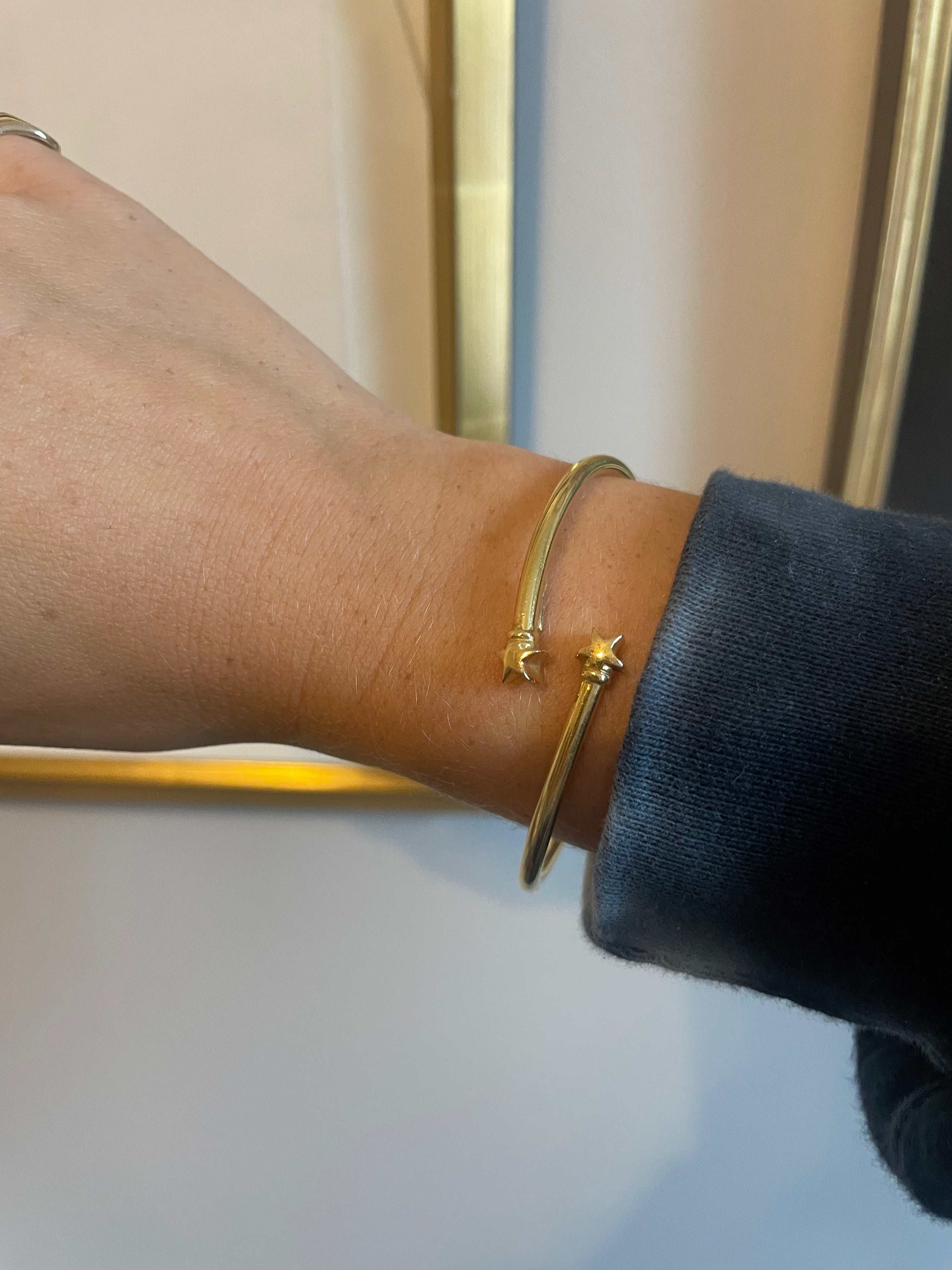 Vintage 18k star bangle