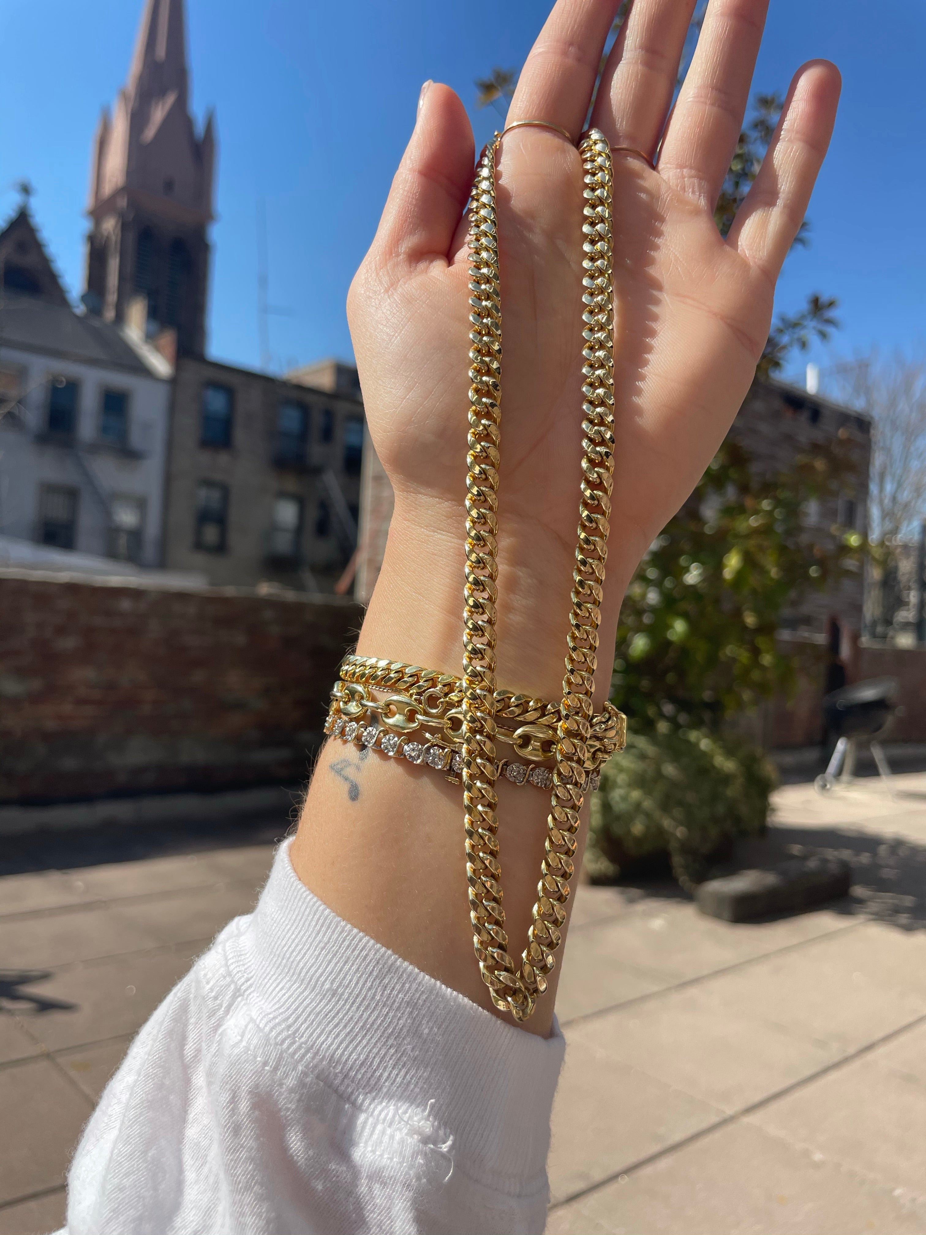 Chunky puffy Miami curb chain choker