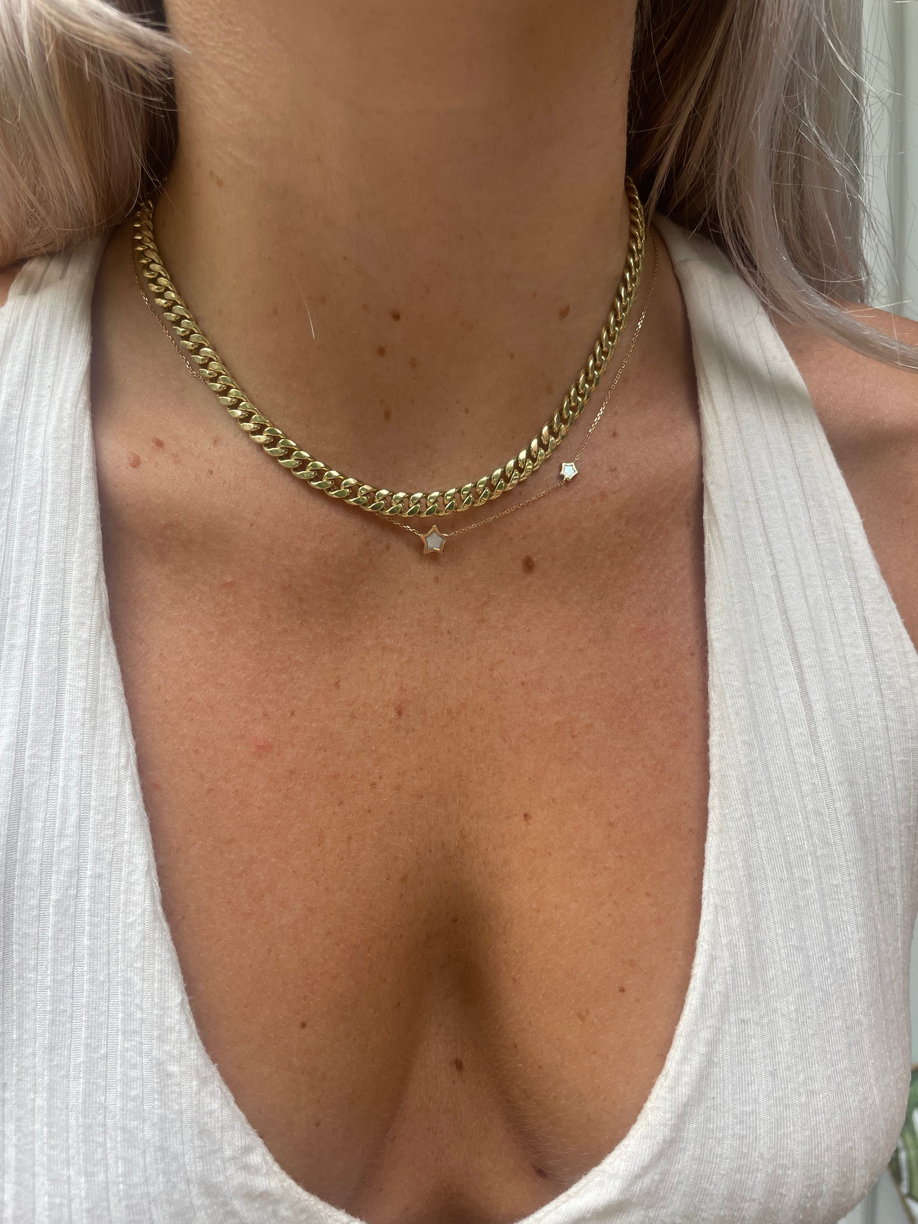 Curb chain