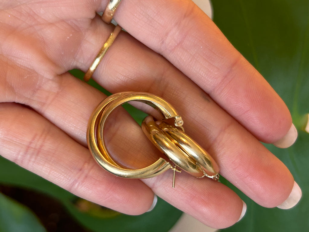 Double Twist Chunky Hoops
