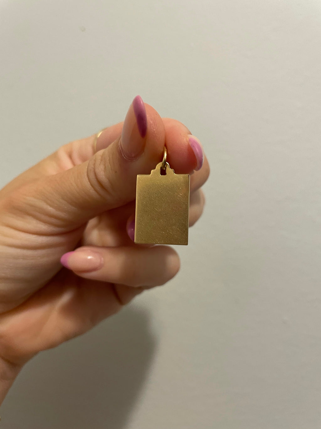 Aquarius vintage pendant